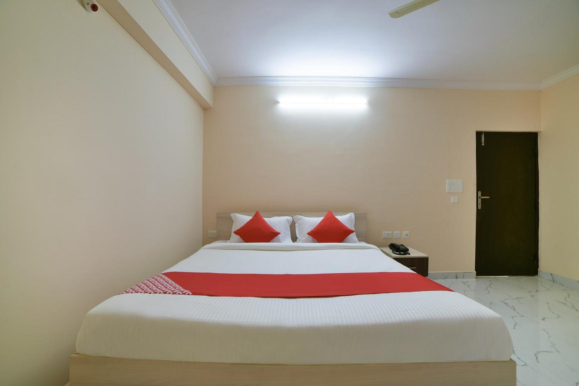 Hotel O Opal Residency Hyderabad Exterior photo