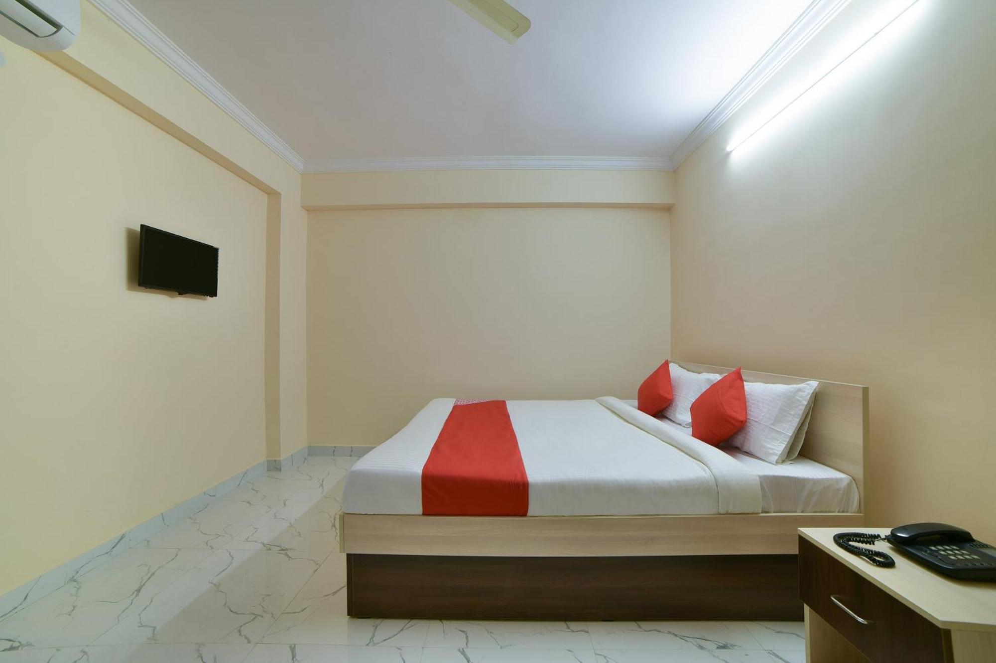 Hotel O Opal Residency Hyderabad Exterior photo